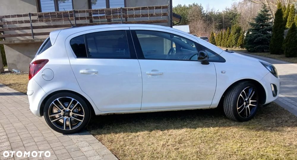 Opel Corsa 1.4 16V Navi - 3