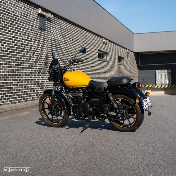 Royal Enfield Meteor 350 Fireball Yellow - 3