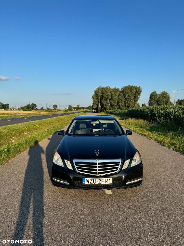 Mercedes-Benz Klasa E 200 BlueTEC 7G-TRONIC Elegance - 3