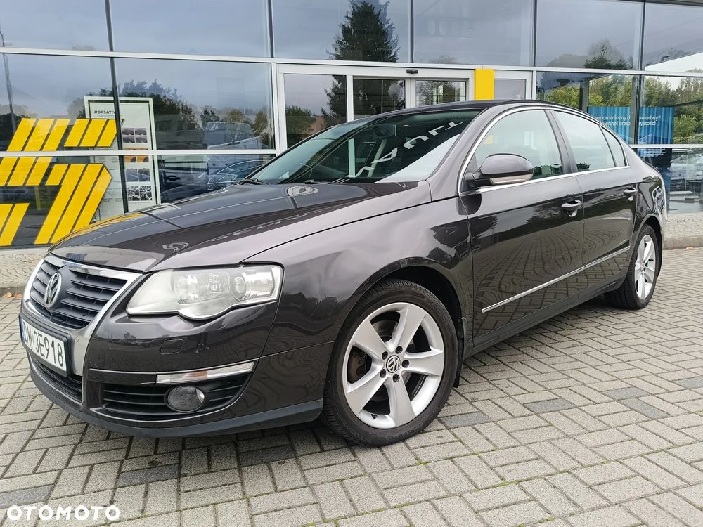 Volkswagen Passat 2.0 TDI Comfortline DSG - 19