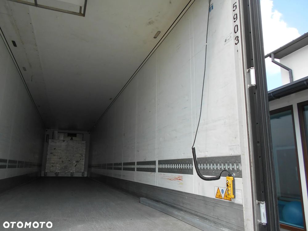 Schmitz Cargobull chłodnia multitemperatura - 9