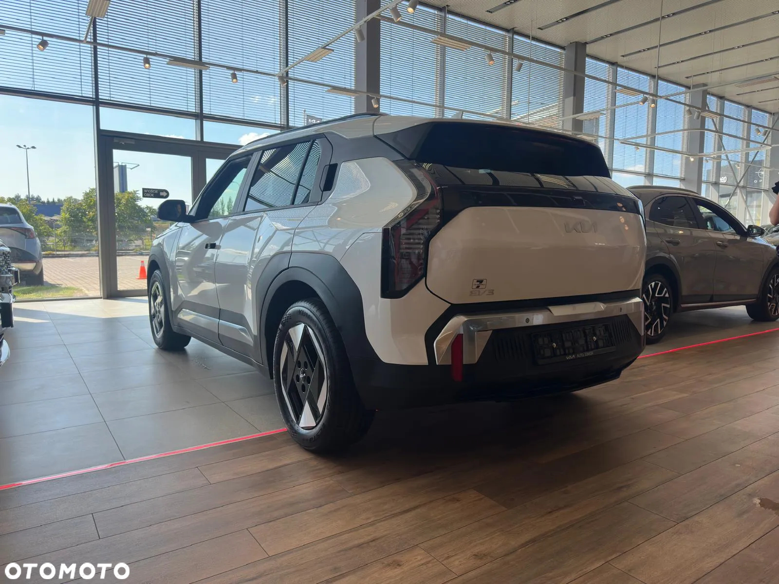 Kia EV3 81.4kWh Earth - 3