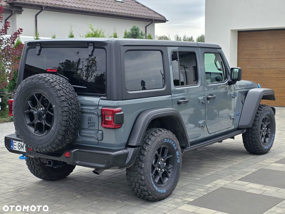 Jeep Wrangler - 5