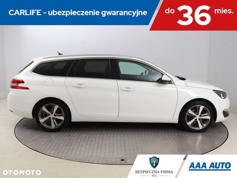 Peugeot 308 - 8