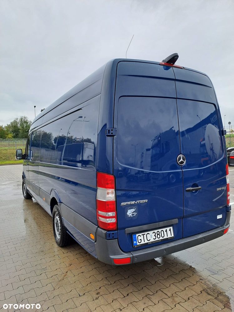 Mercedes-Benz SPRINTER - 5