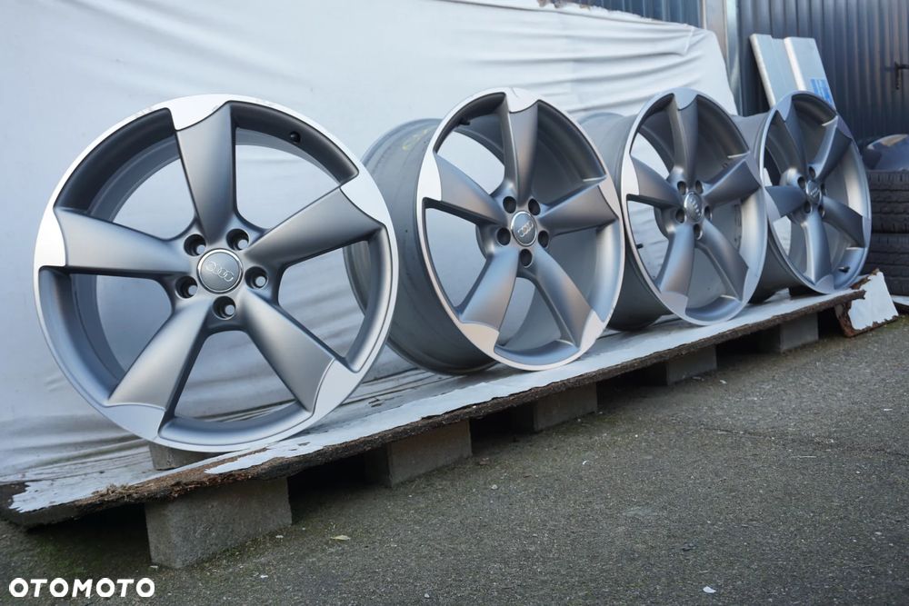 Audi 5x112 20 8,5J et45 4G0601025 - 1