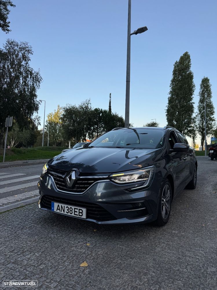 Renault Mégane Sport Tourer 1.5 Blue dCi Limited J17 - 4