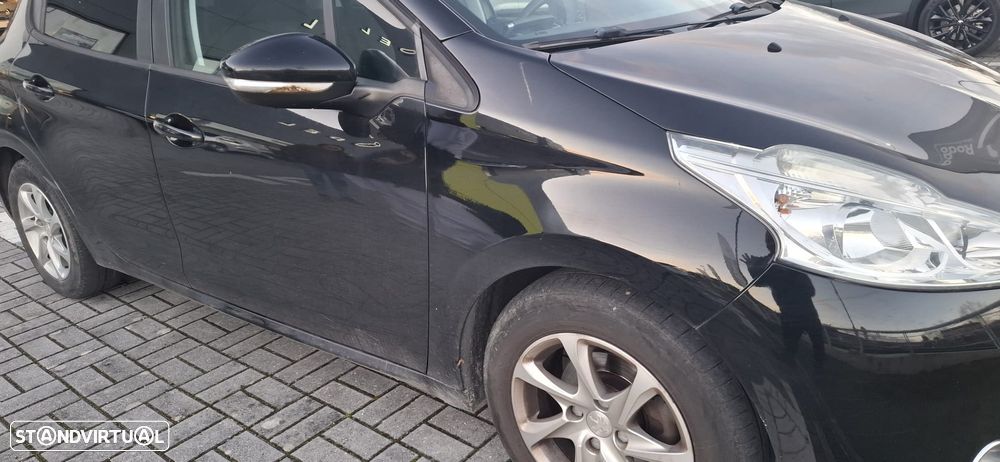 Peugeot 208 1.2 PureTech Active - 13