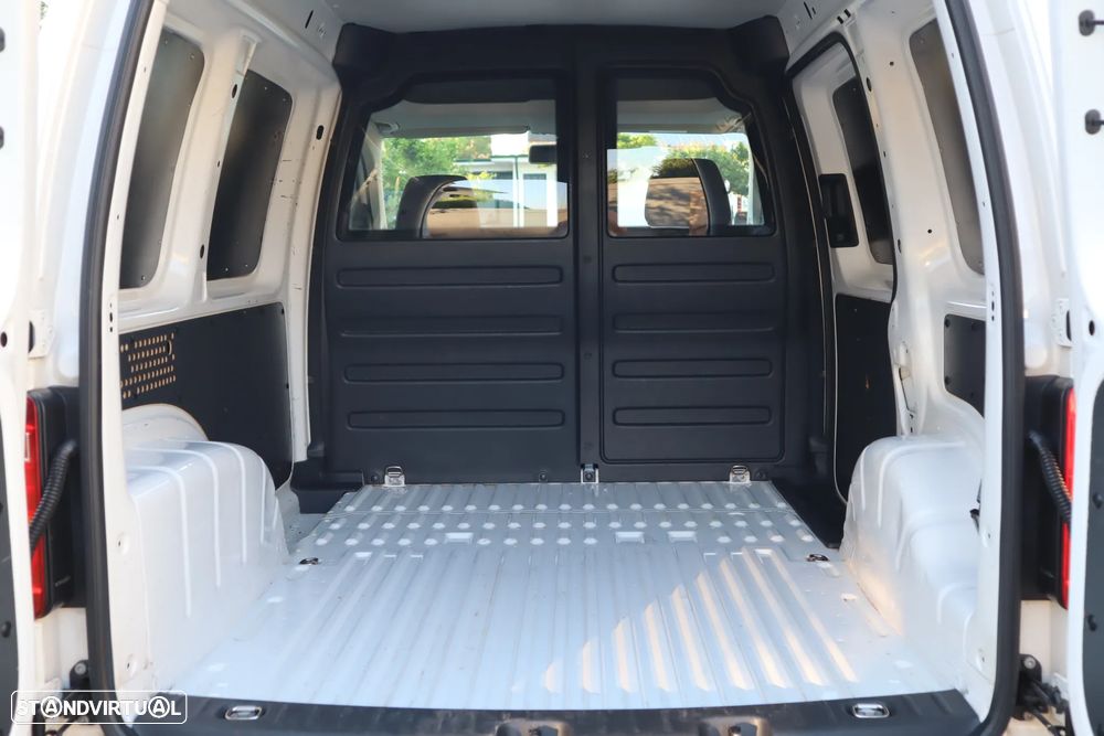 VW Caddy - 13