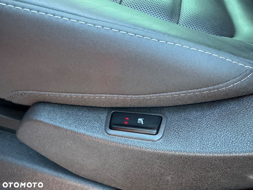 Renault Espace 1.6 dCi Energy Initiale Paris EDC - 33