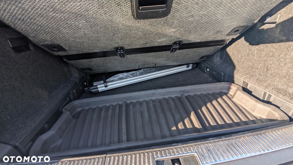 Skoda Superb 2.0 TDI 4x4 DSG L&K - 17