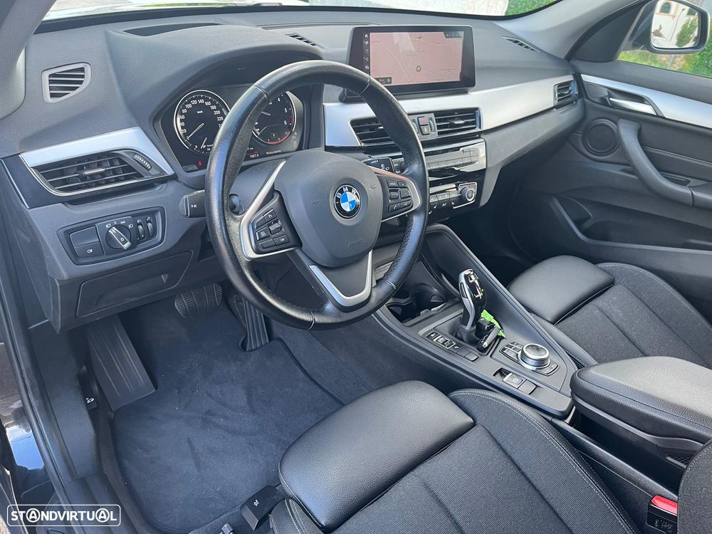 BMW X1 16 d sDrive Auto Line Sport - 25