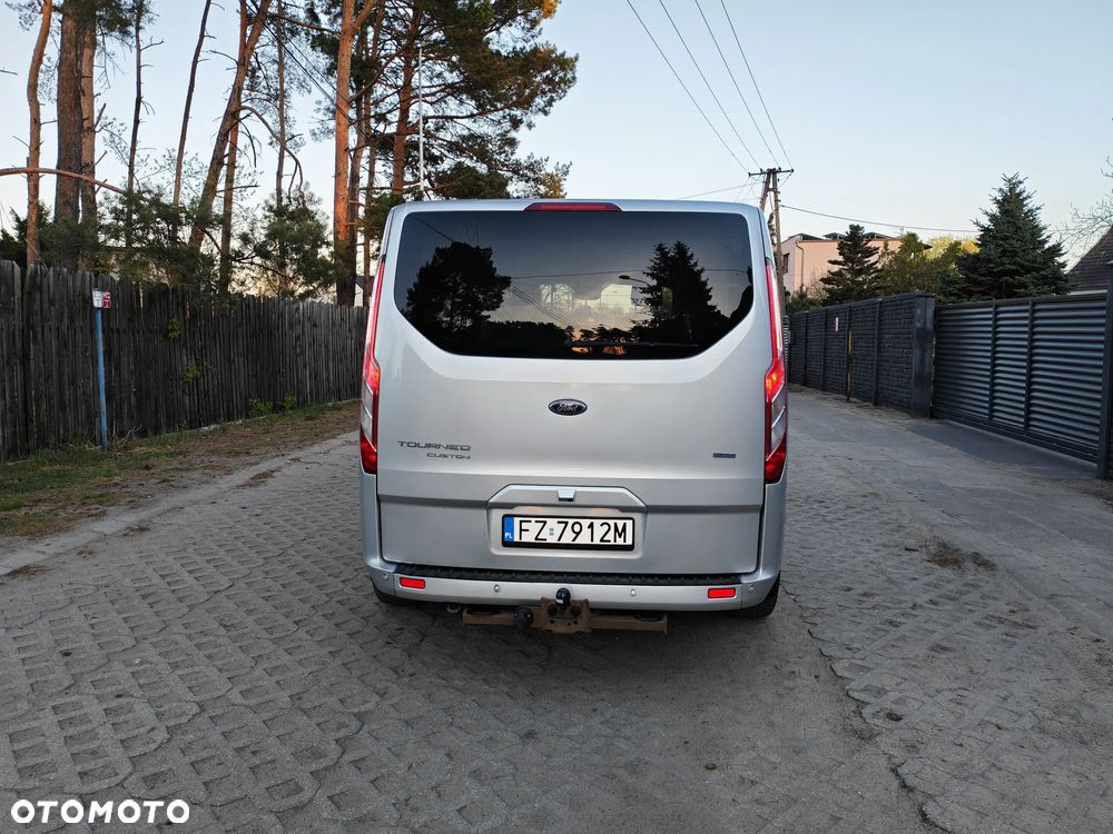 Ford Tourneo Custom 2.0 EcoBlue L1 Titanium - 7