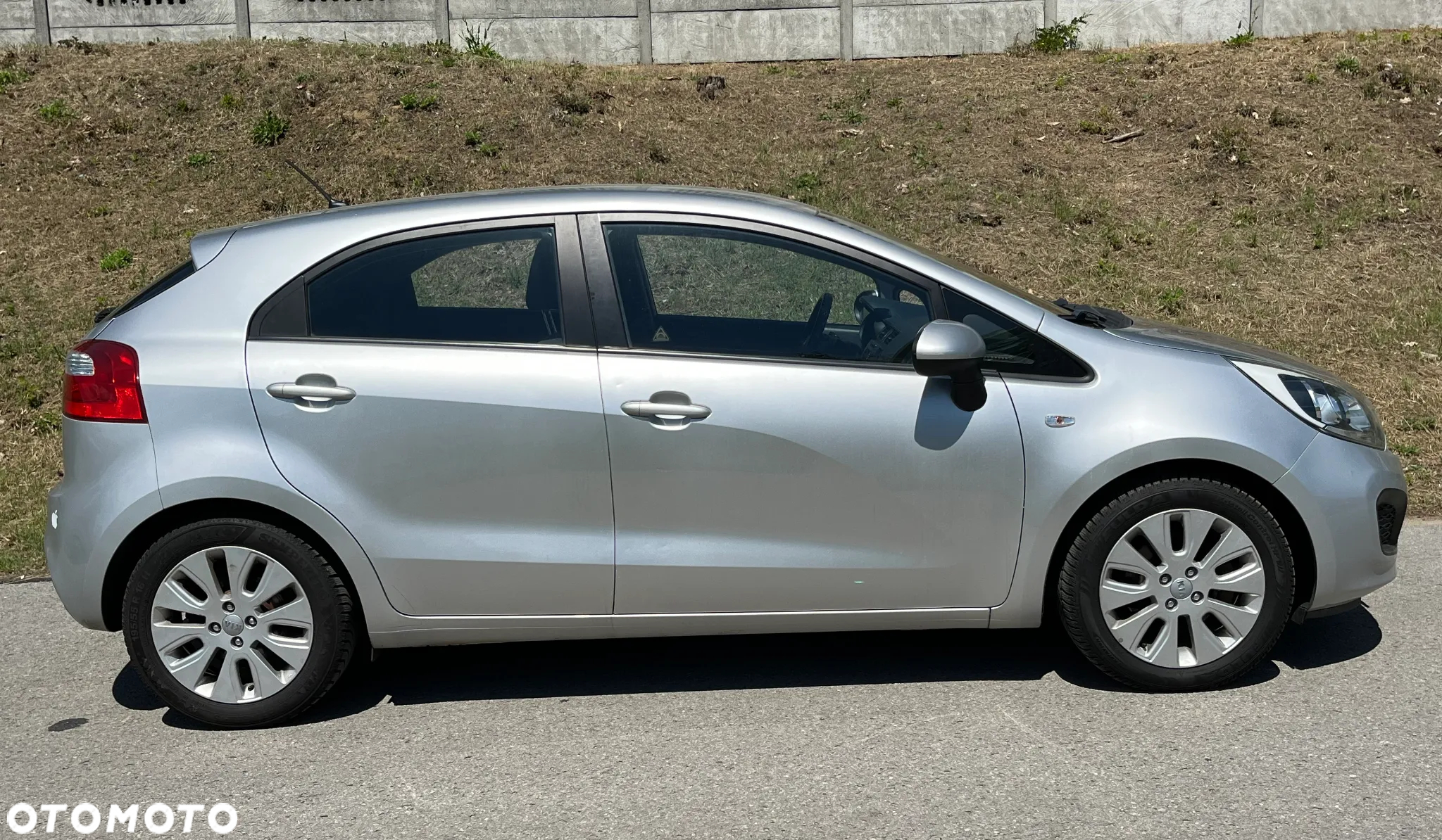 Kia Rio - 20