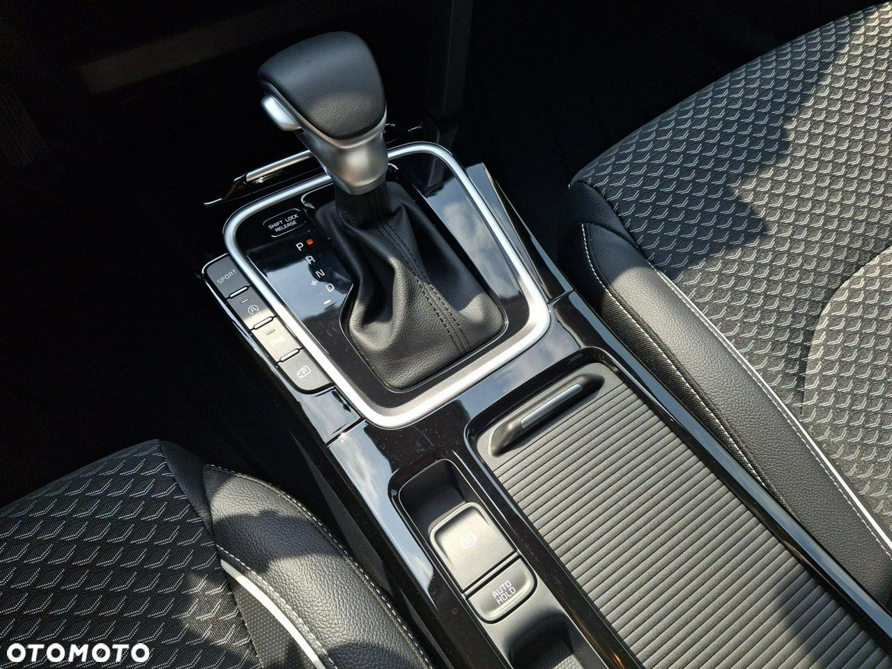 Kia Ceed 1.5 T-GDI Tribute DCT - 15