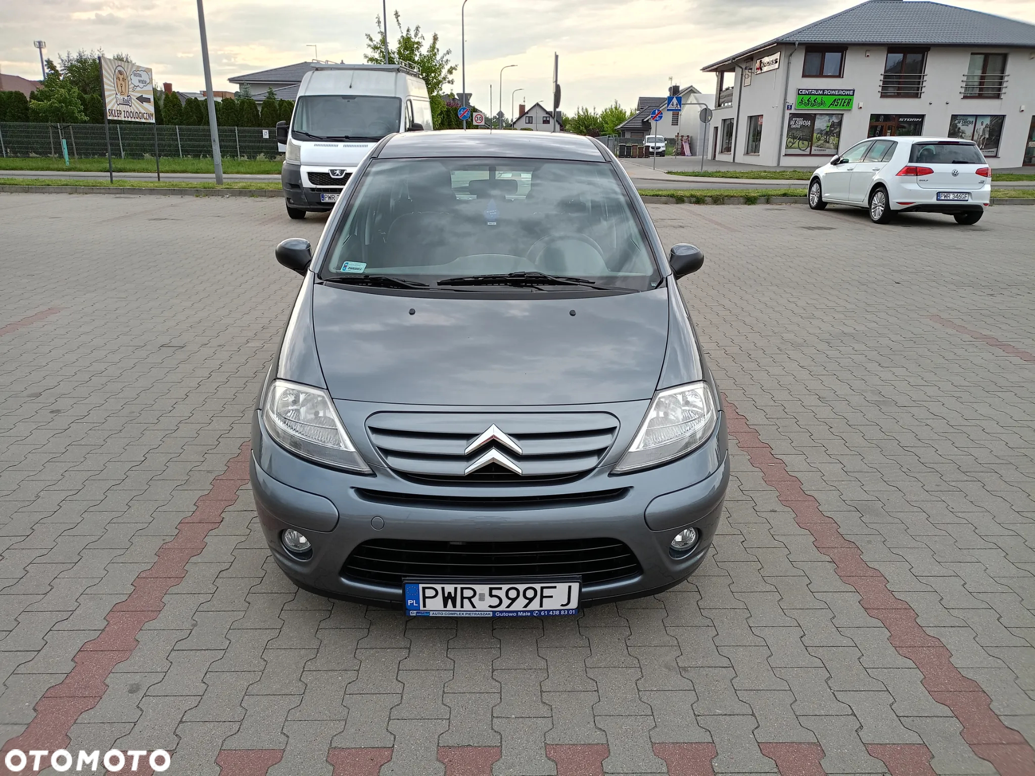 Citroën C3 1.1i First - 9