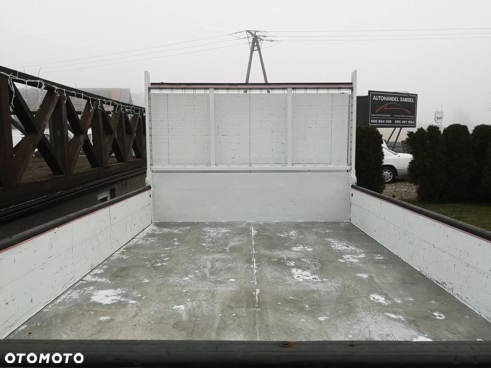 Renault Maxity 2.5dXi 140 - 20