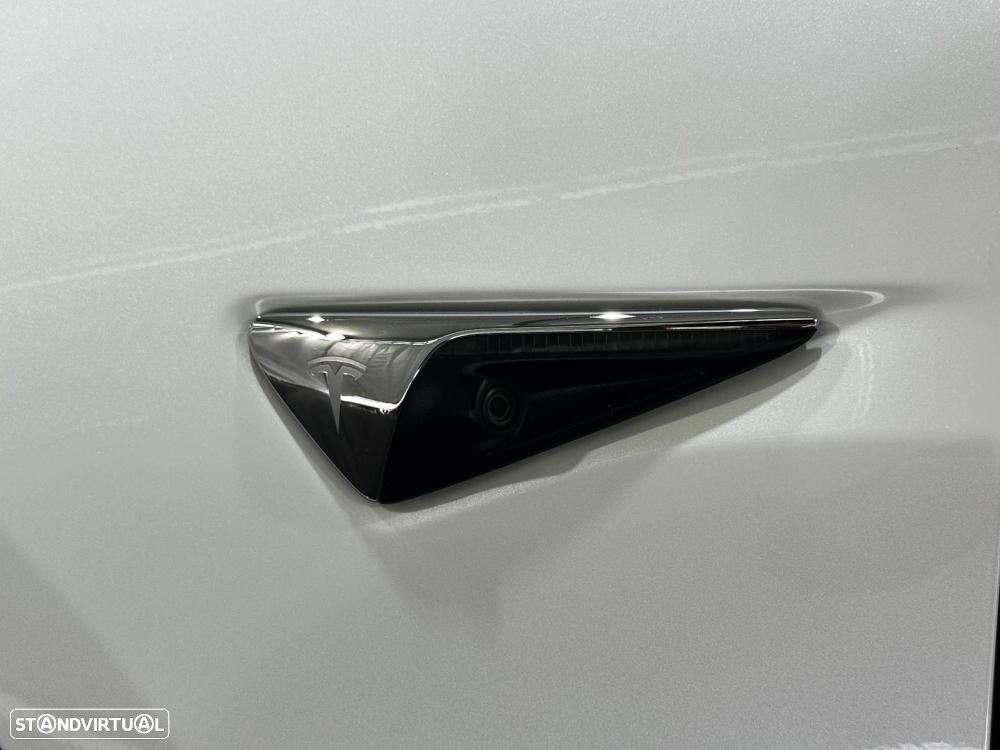 Tesla Model 3 Long-Range Dual Motor AWD - 15