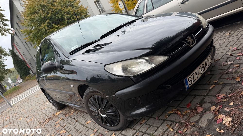 Peugeot 206 - 1