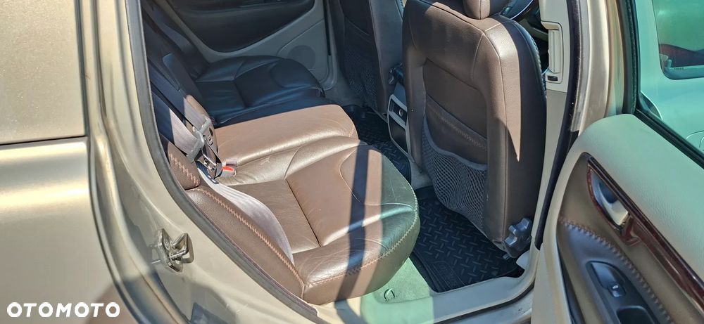 Volvo XC 70 - 8