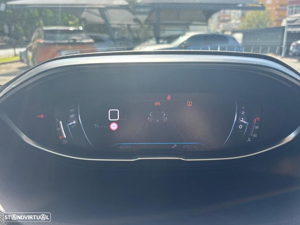 Peugeot 3008 BlueHDi 130 Stop & Start Allure - 23