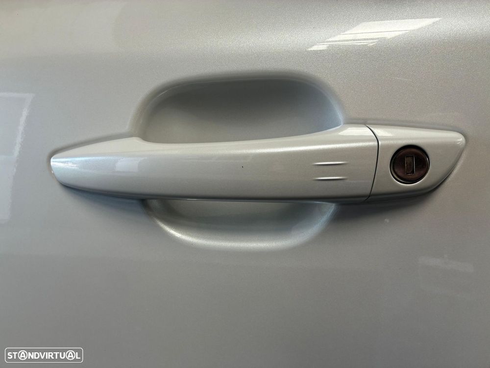 Peugeot 2008 1.2 PureTech GT EAT8 - 15