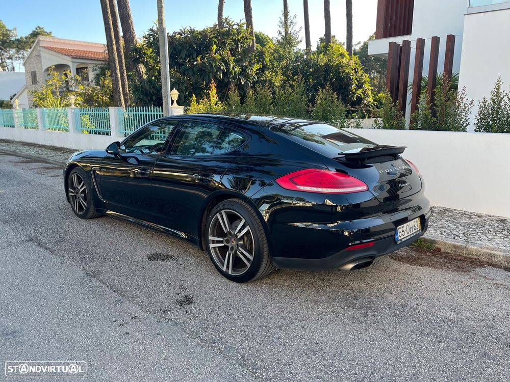Porsche Panamera 3.0 V6 - 12