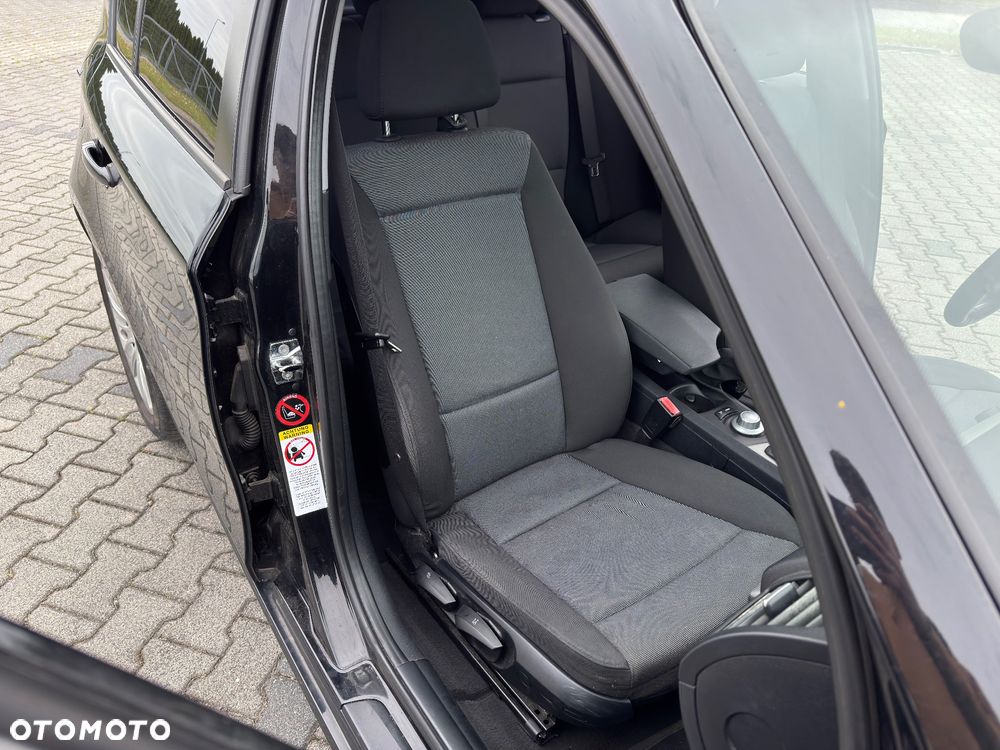 BMW Seria 1 - 20