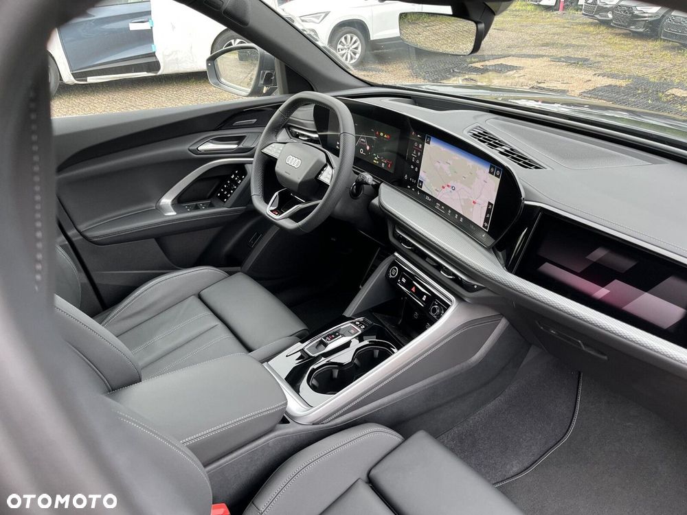 Audi Q5 Sportback - 27