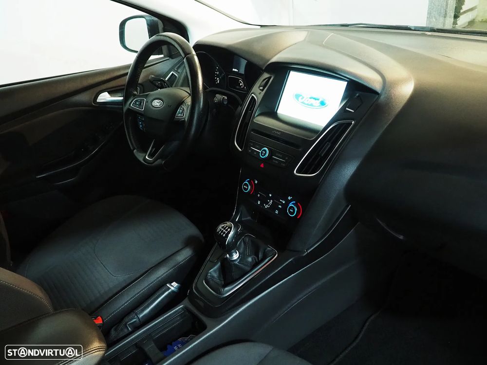 Ford Focus 1.5 TDCi Titanium - 12