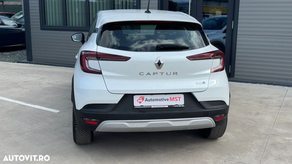 Renault Captur E-TECH Full 145 Techno - 6