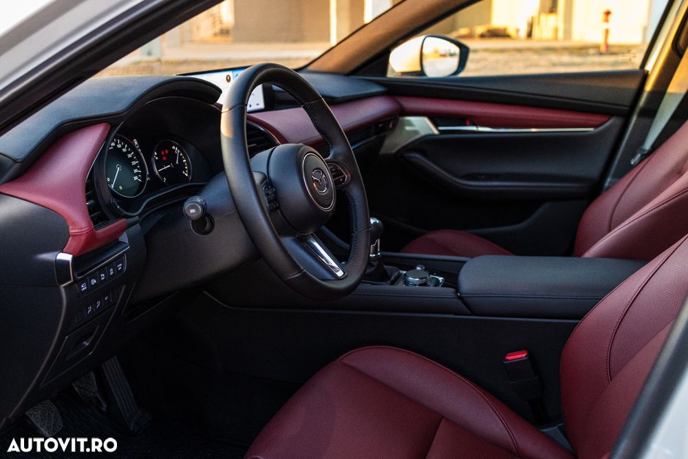 Mazda 3 - 6