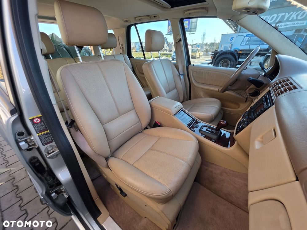 Mercedes-Benz ML 500 - 13