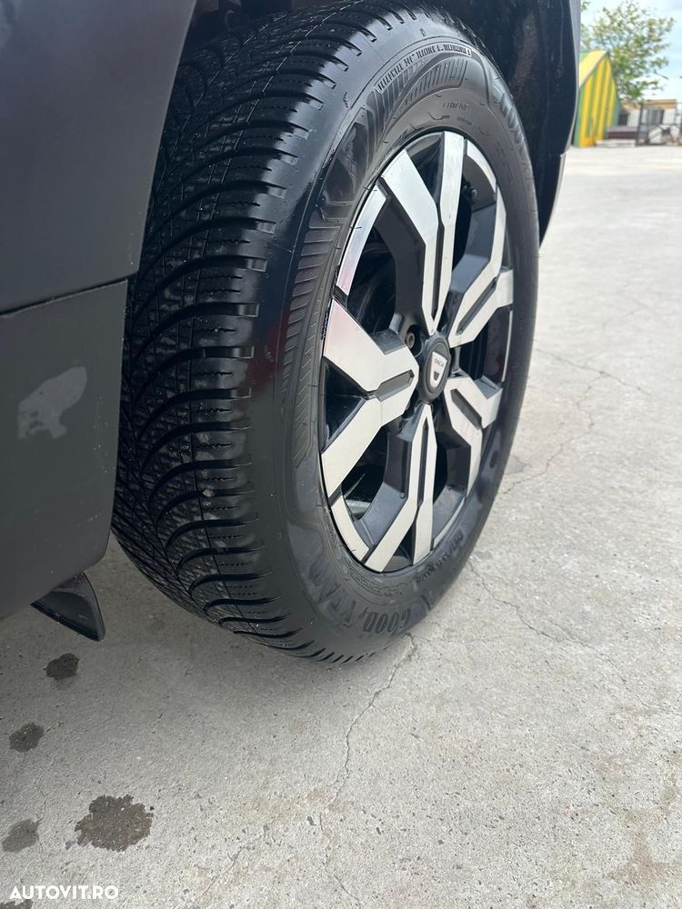 Dacia Duster 1.5 Blue dCi 4WD Prestige jante 17" - 12
