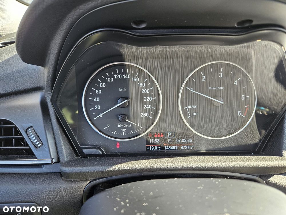 BMW Seria 2 218d Sport Line - 13