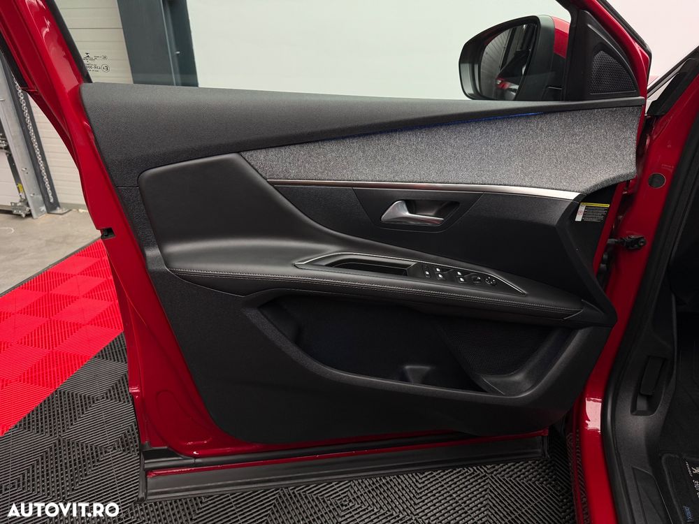 Peugeot 3008 PureTech 130 Stop & Start EAT6 Allure - 21