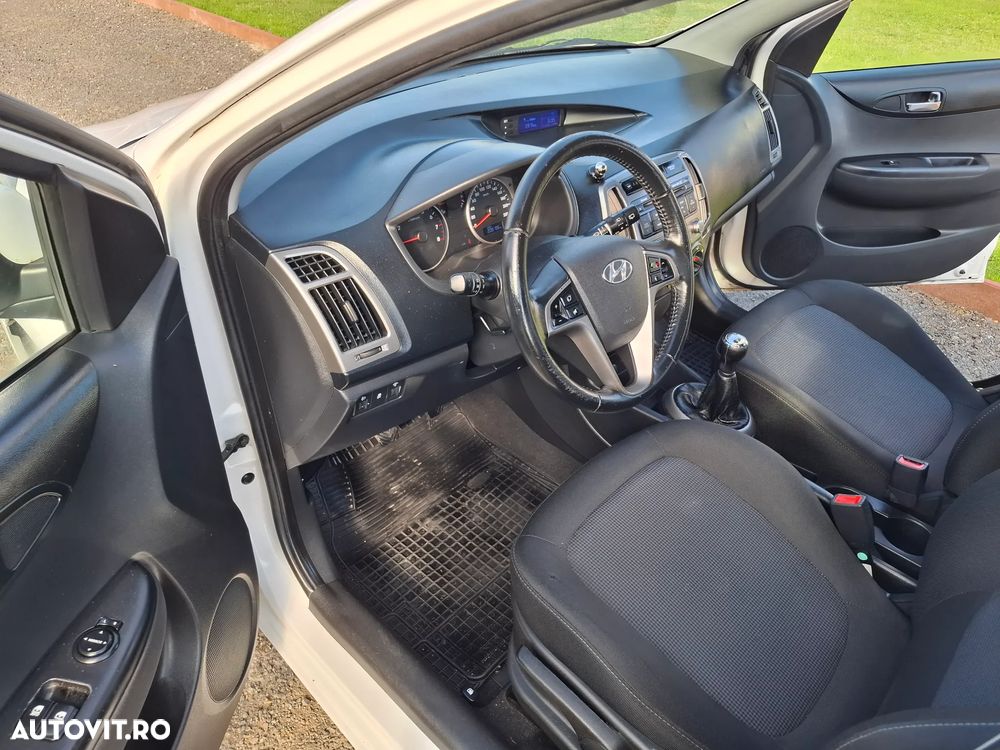Hyundai i20 1.2 Trend - 5