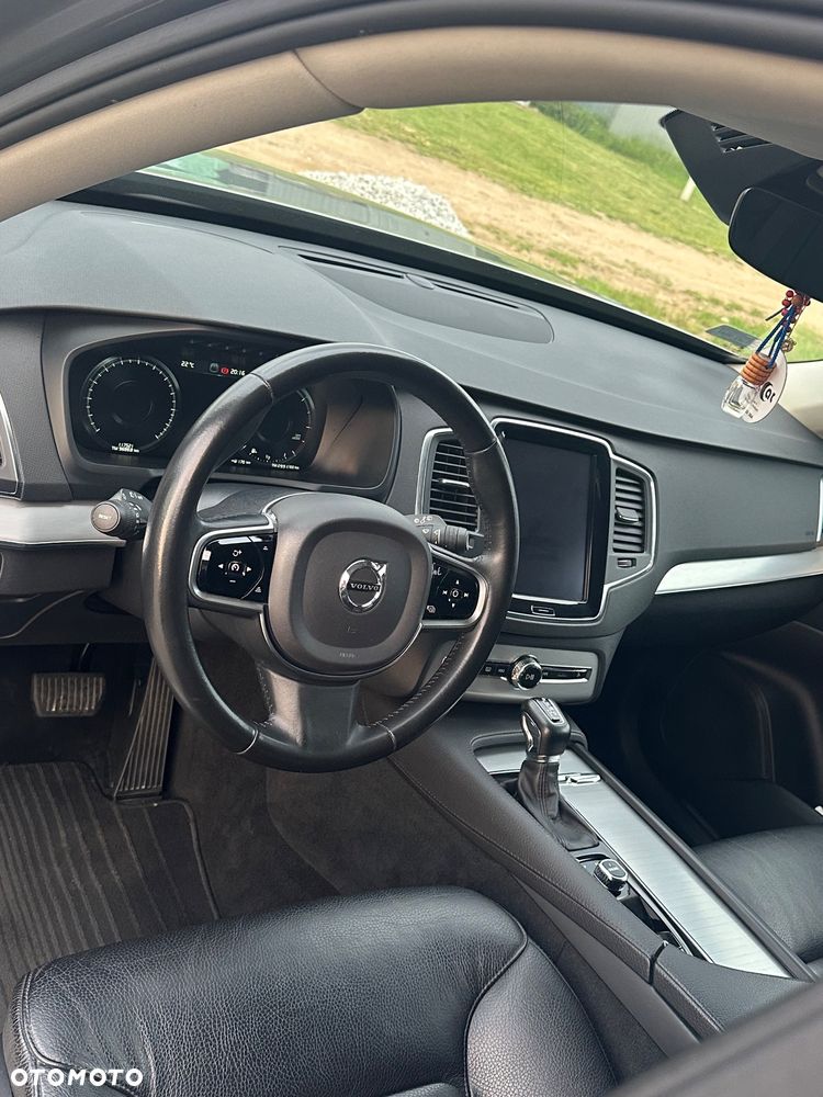 Volvo XC 90 D5 AWD Momentum 7os - 12