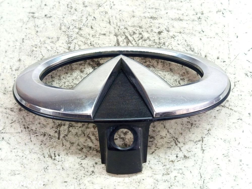 EMBLEMAT INFINITI QX70 S51 620723EV0A - 1