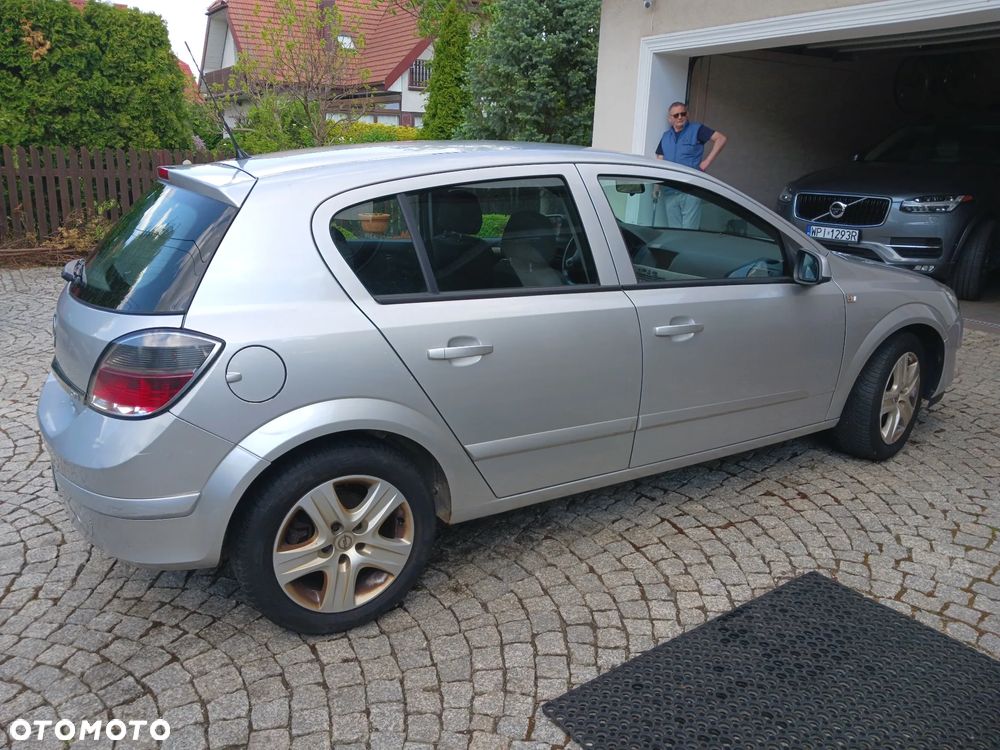 Opel Astra 1.3 CDTI Cosmo - 6