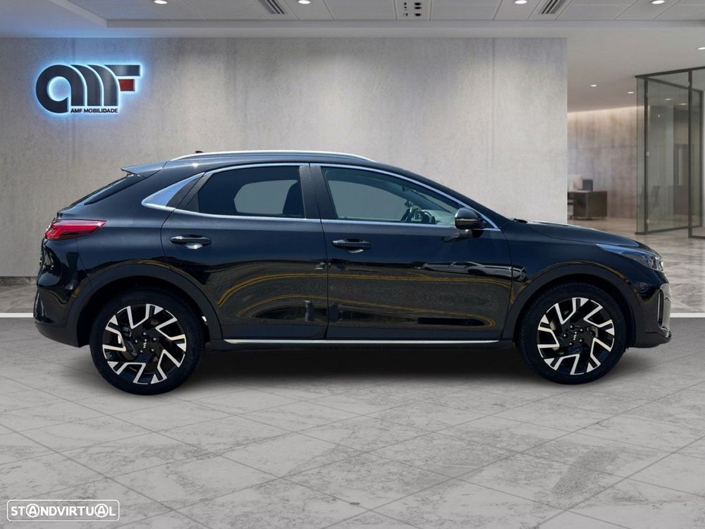 Kia XCeed 1.0 T-GDI Tech 7DCT — fotografia 8