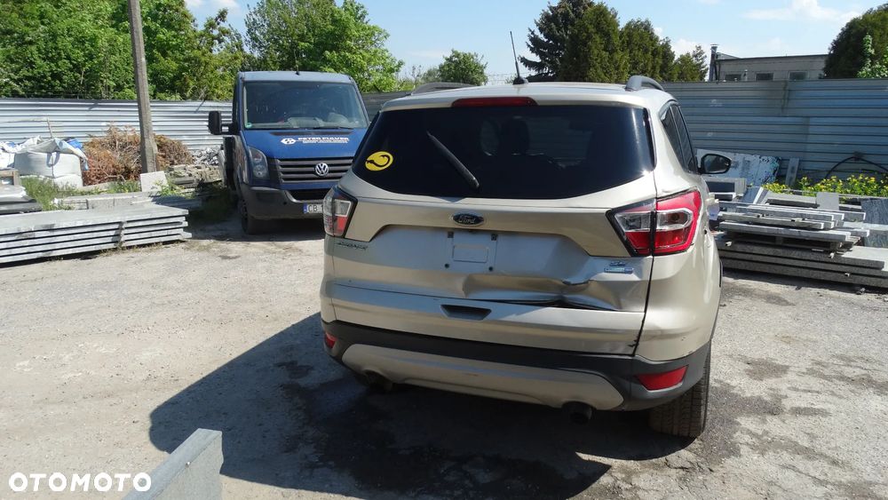 Ford Kuga 1.5 EcoBoost AWD ST-Line ASS - 18