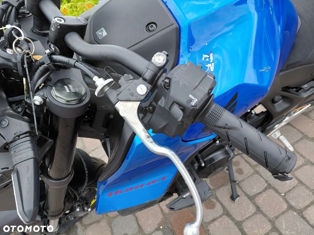 Honda Hornet - 24