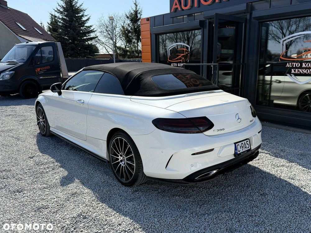 Mercedes-Benz Klasa C 300 4Matic 9G-TRONIC AMG Line - 29