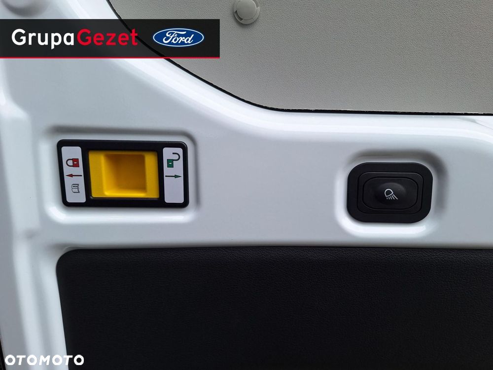 Ford Transit - 19