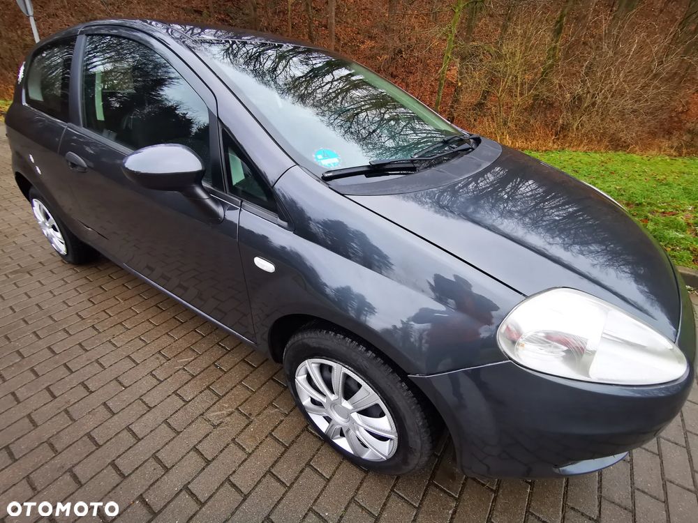 Fiat Grande Punto 1.4 8V Dualogic Dynamic - 21