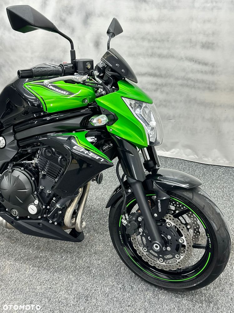 Kawasaki ER - 9