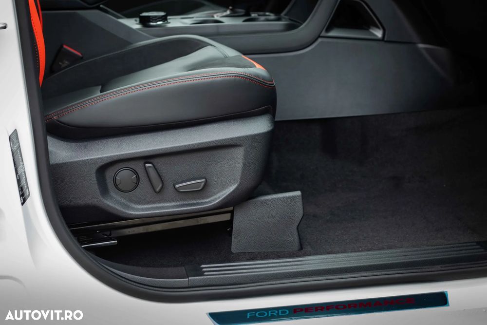 Ford Ranger Pick-Up 2.0 EcoBlue 213 CP 4x4 Cabina Dubla Raptor Aut. - 22