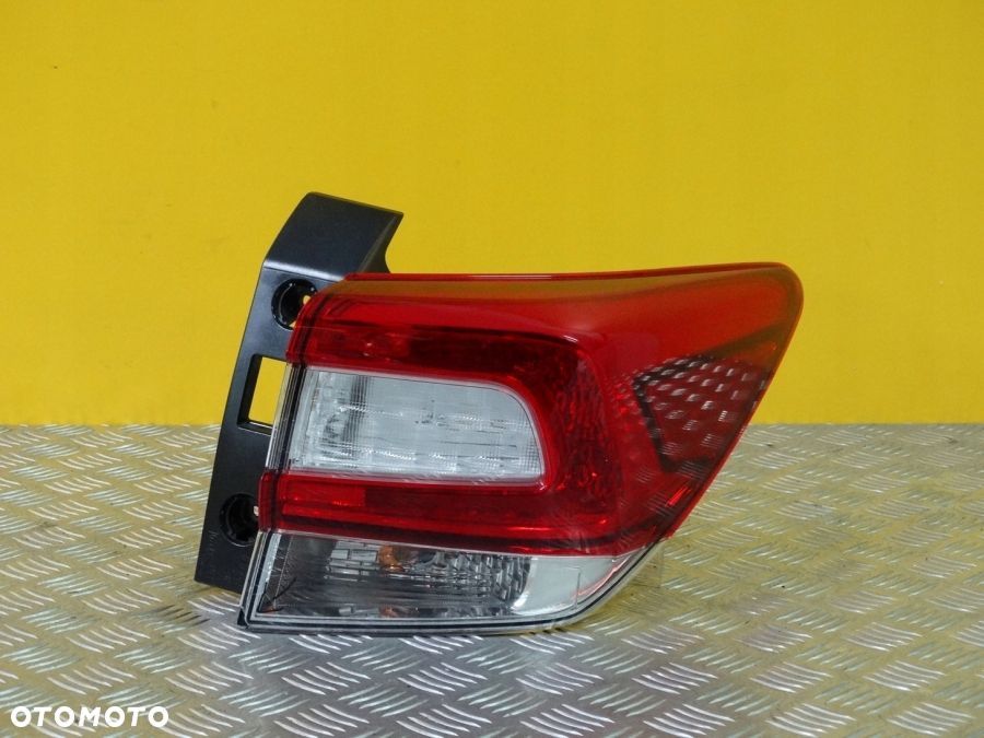 SUBARU IMPREZA HB 2017- LAMPA TYŁ PRAWA TYLNA EU - 1