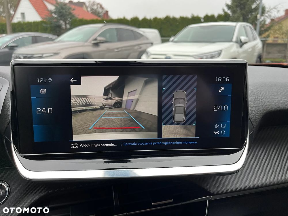 Peugeot 2008 1.5 BlueHDi Allure S&S EAT8 - 23